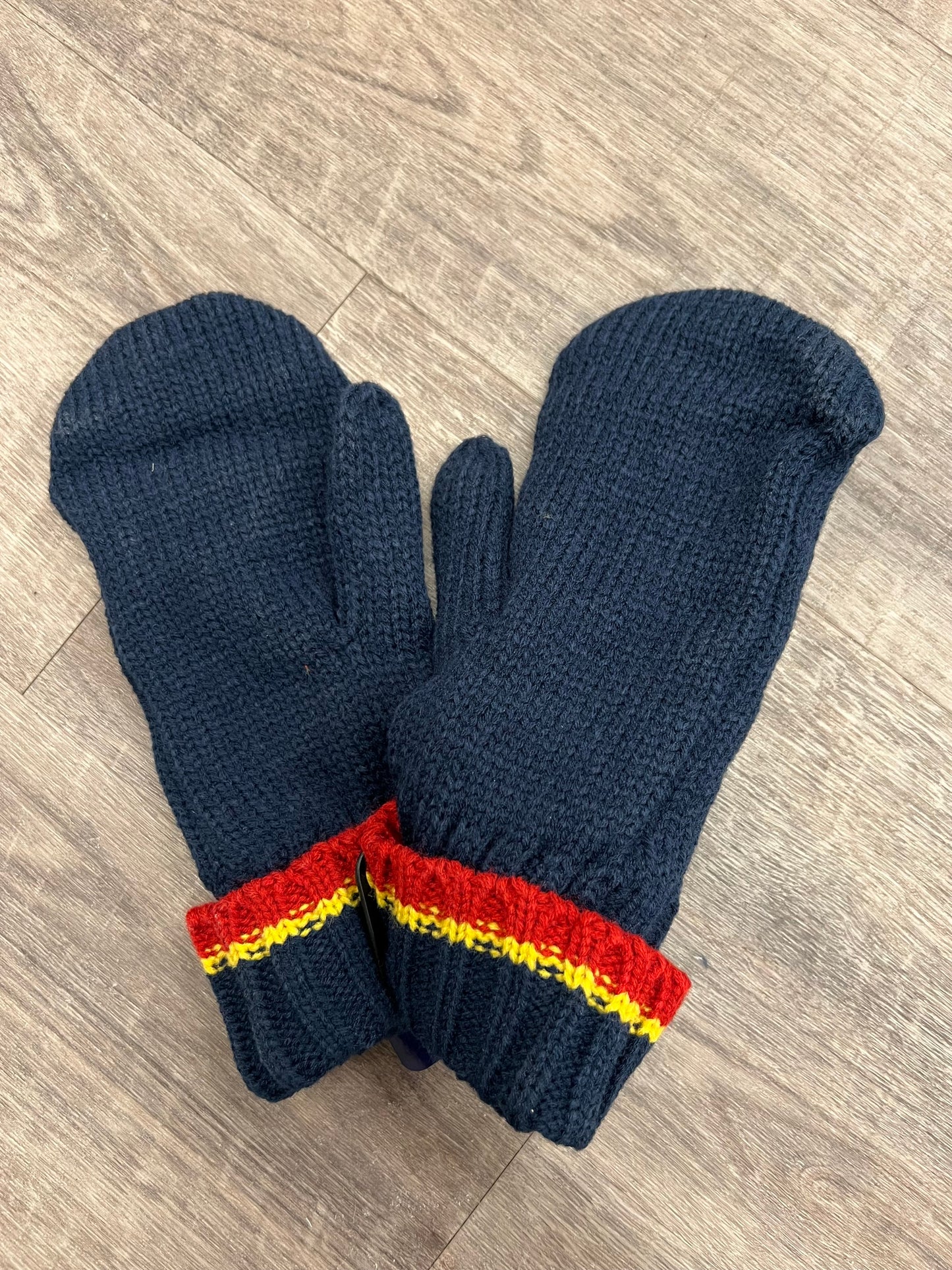 Q Mittens