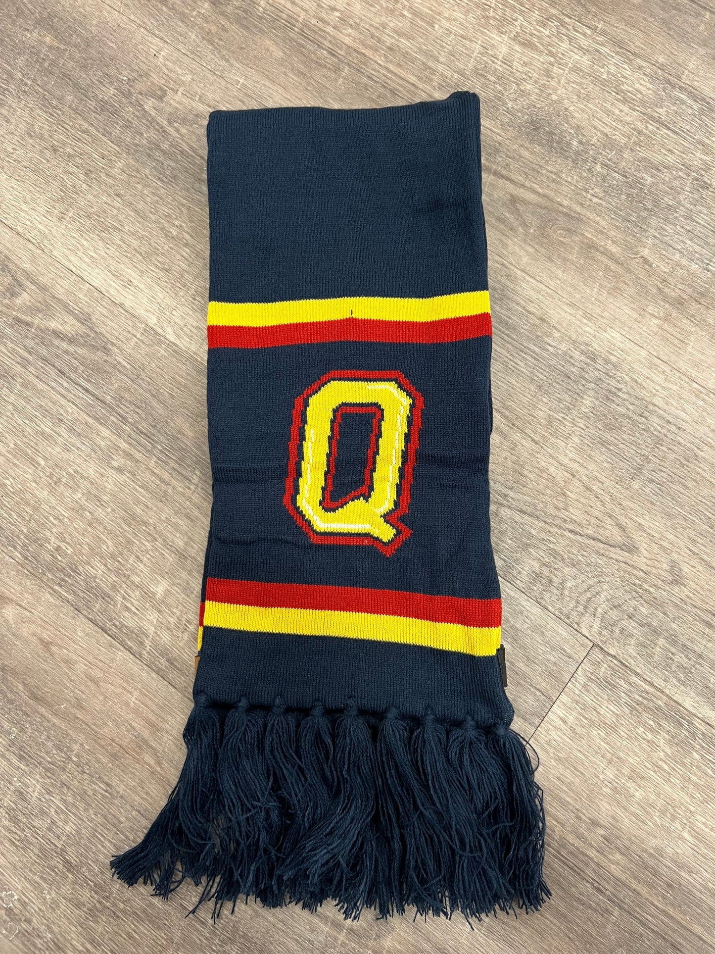 Queen's Scarf